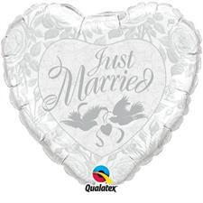36 HEART JUST MARRIED PEARL WHITE & SILVER   5PZ MC50           BBB
